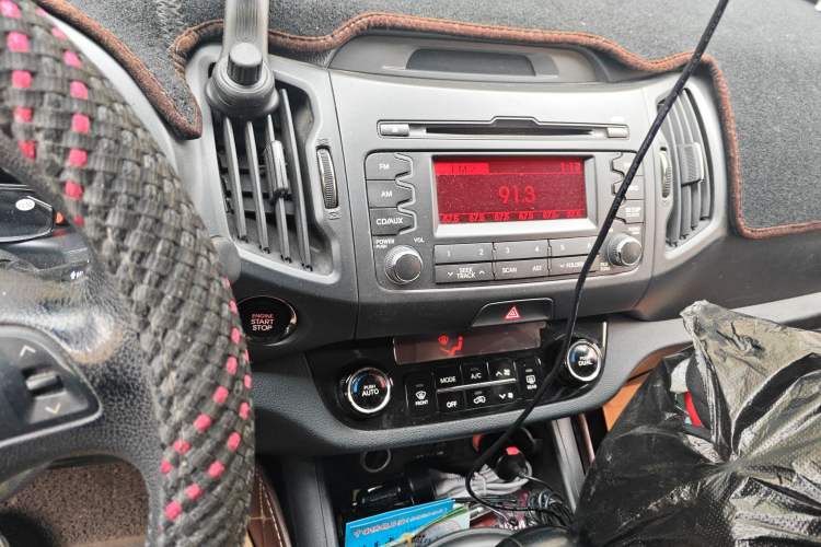 Used Kia Sportage R 2012 2.0L Automatic Two-Wheel Drive GLS
