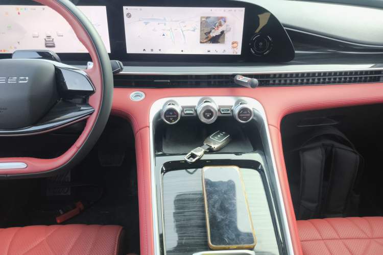 Used EXEED Stellar 2023 400T Four-Wheel Drive Premium Flying Fish Edition