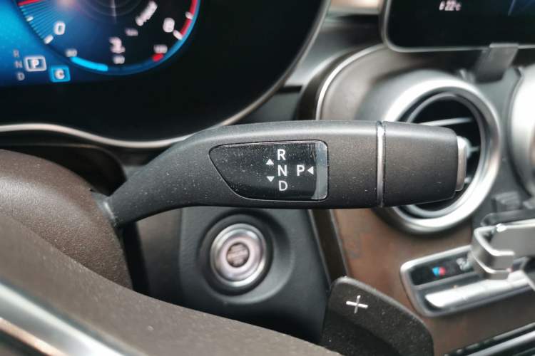 Used Mercedes-Benz GLC 2020 GLC 260 L 4MATIC Luxury Model Gear Lever