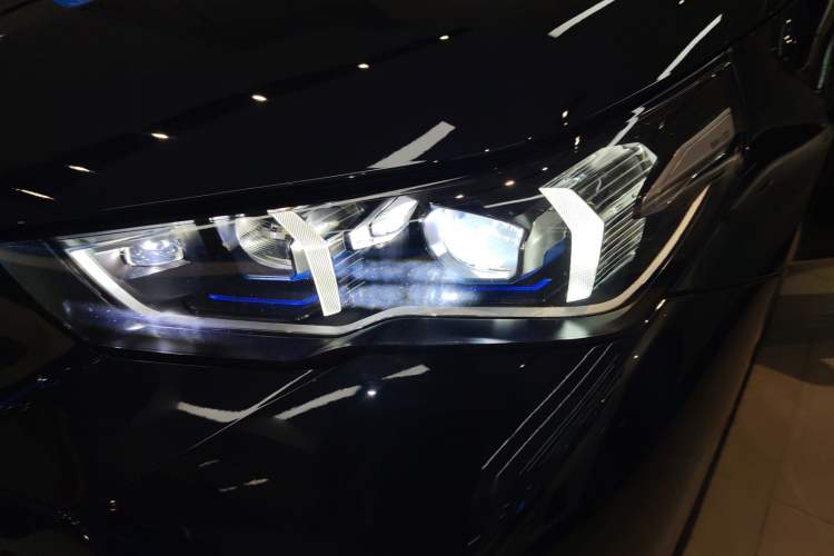 Used BMW 5 Series 2025 530Li Luxury Edition M Sport Package