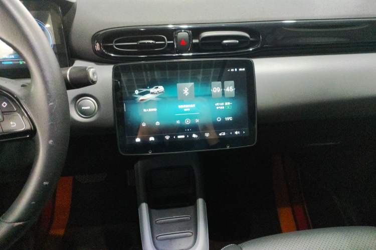 Used Leapmotor T03 2020 400 Luxury Edition Audio And AC Panel