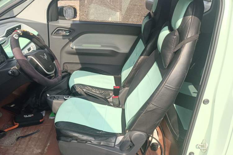 Used Wuling Hongguang MINIEV 2021 Macaron Fashion Model Lithium Iron Phosphate
