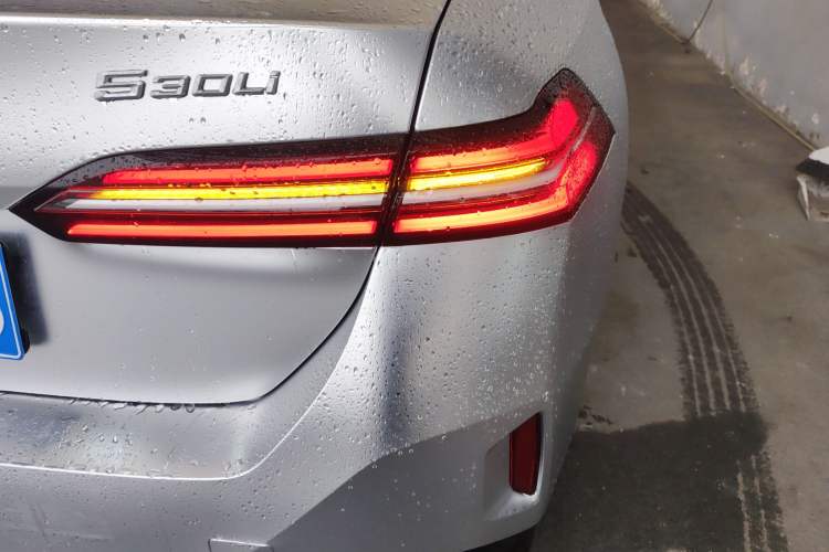 Used BMW 5 Series 2025 525Li M Sport Package