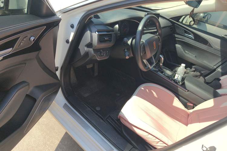 Used Hongqi H5 2019 30TD Dynamic Edition
