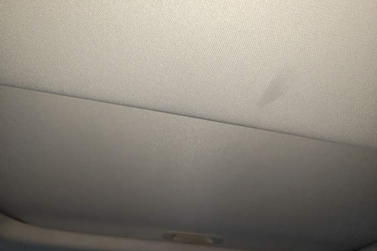 Used GAC Trumpchi GS4 2017 235T Automatic Two-Wheel Drive Elite Edition Headliner