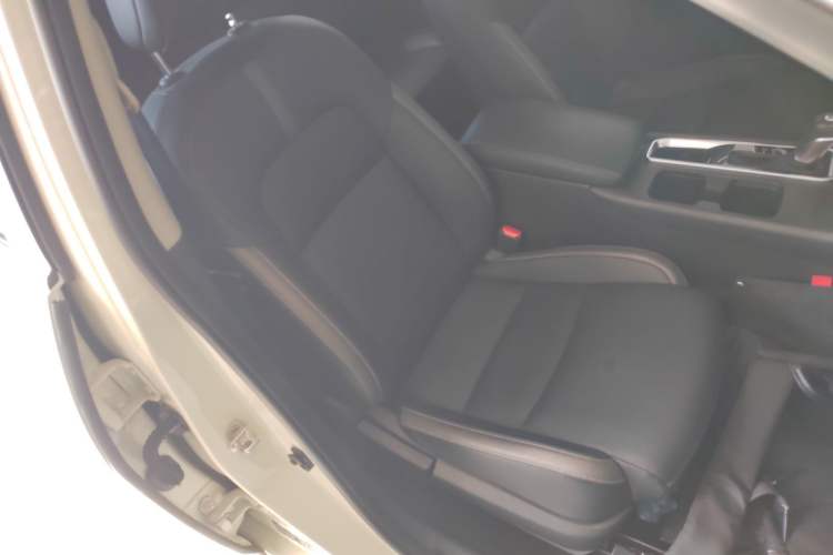 Used Nissan Sylphy 2021 1.6L XL CVT Enjoyment Edition Right Front Seat