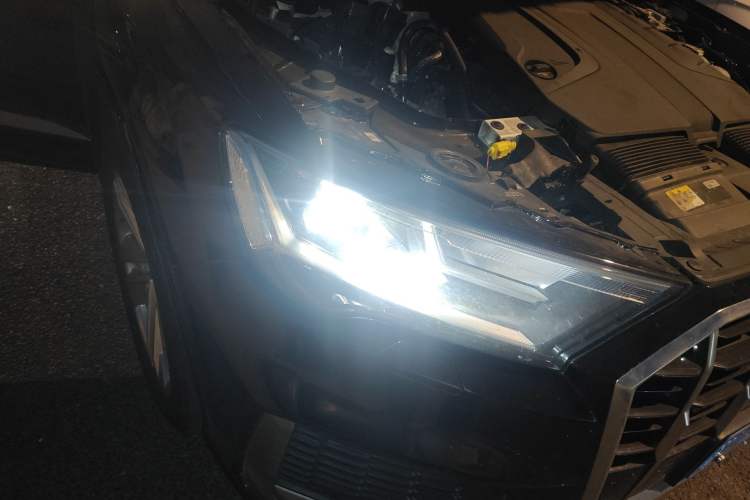 Used Audi Q7 2023 45 TFSI quattro S line Sport model