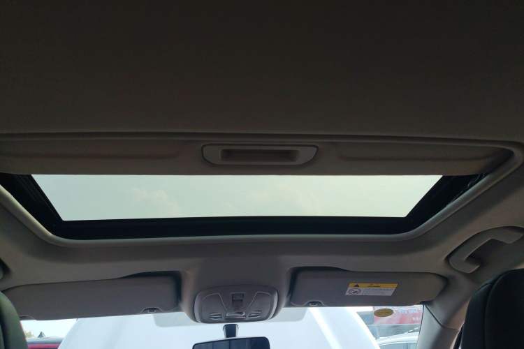 Used Peugeot 408 2020 360THP 10th Anniversary Edition Headliner