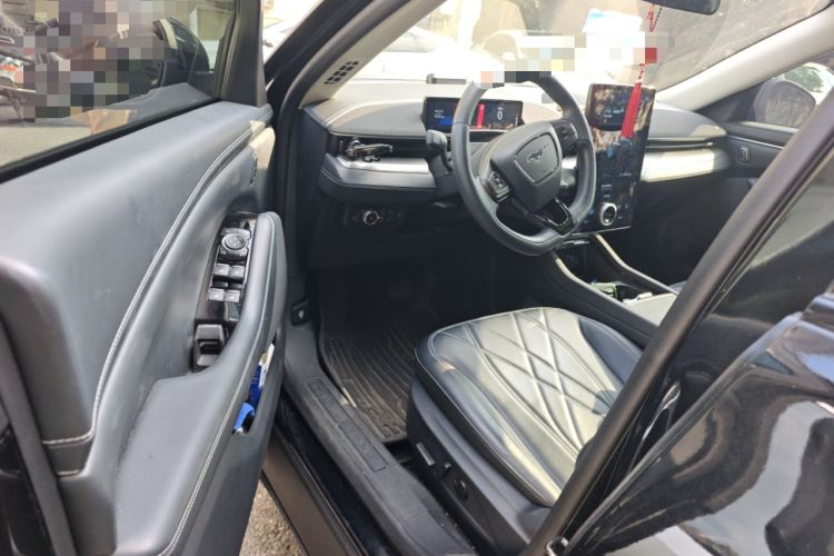 Used Ford Mustang Mach-E 2021 Leap Edition Rear-Drive Version (Standard Range)
