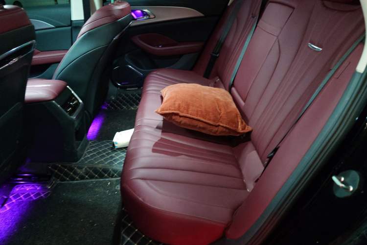 Used Hongqi H5 2023 2.0T Automatic Smart Connect Flagship Edition