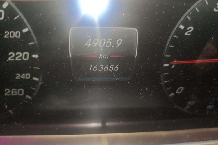 Used Mercedes-Benz E-Class 2016 E 300 L Stylish Model
