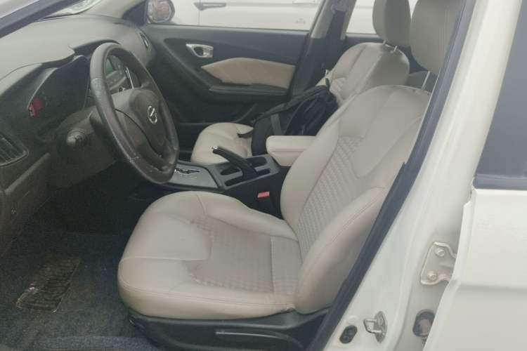 Used GAC Trumpchi GA3S Vision 2014 1.6L Automatic Elite ESP Version
