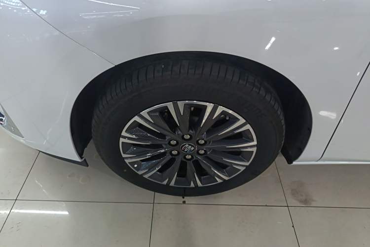 Used Buick GL8 2025 Lu Zun Deluxe Edition
