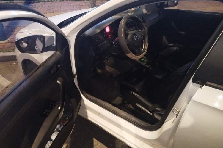 Used Volkswagen Santana 2016 1.4L Manual Fashion Edition