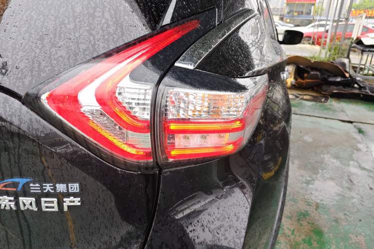 Used Nissan Murano 2021 2.5L XE Two-Wheel Drive Elite Edition Right Rear Taillight