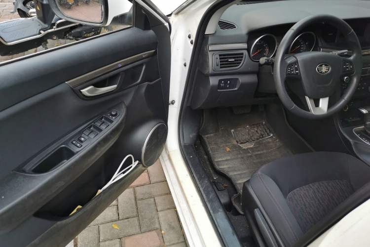 Used Bestune B50 2016 1.6L automatic comfort version