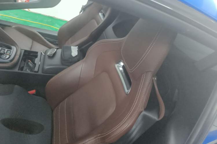 Used Jaguar F-TYPE 2019 2.0T Hardtop Version
