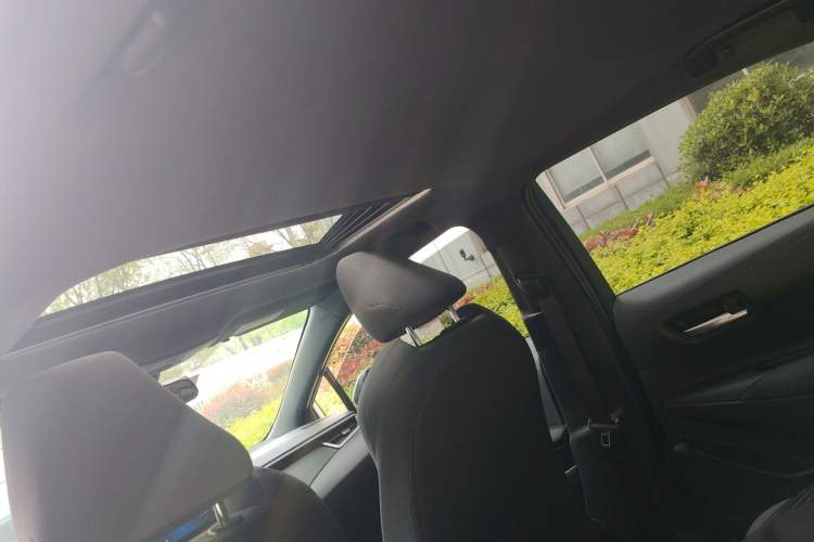 Used Toyota Levin 2021 185T CVT Luxury Edition Headliner