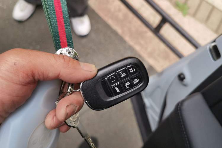 Used Honda Elysion 2024 2.0L eHEV Luxury Edition
