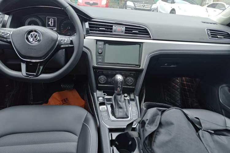 Used Volkswagen Lamando 2019 280TSI DSG Comfort Edition China VI standard Audio And AC Panel