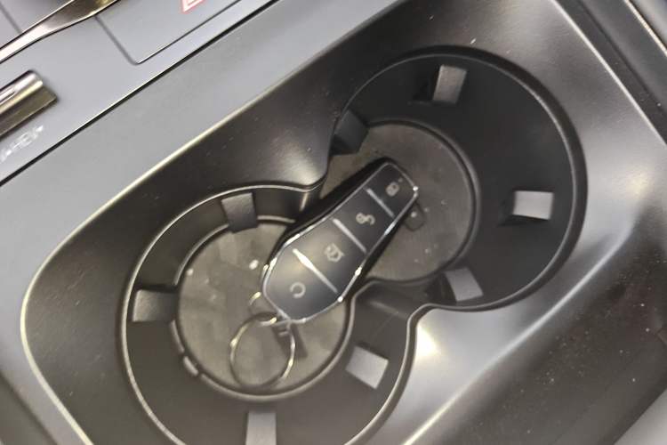 Used BYD Qin L 2025 DM-i Smart Drive 120KM Leading Model