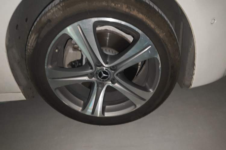 Used Mercedes-Benz E-Class 2018 Facelift E 200 L Sport Edition