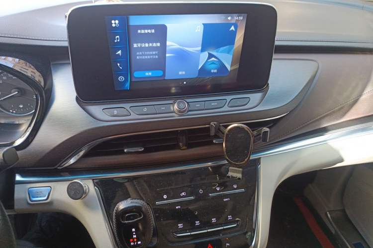 Used Buick GL8 2021 Land Cruiser Executive Class 652T Comfort Model Audio And AC Panel