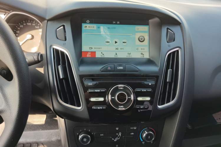 Used Ford Focus 2017 Hatchback 1.6L Automatic Comfort Plus SmartDrive Edition