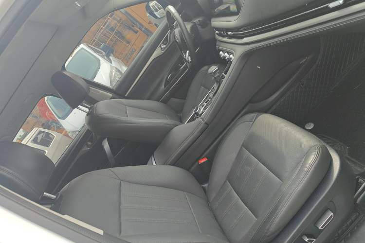 Used CHANGAN CS95 2021 2.0T Two-Wheel Drive Luxury Version