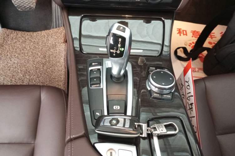 Used BMW 5 Series 2014 525Li Luxury Design Package