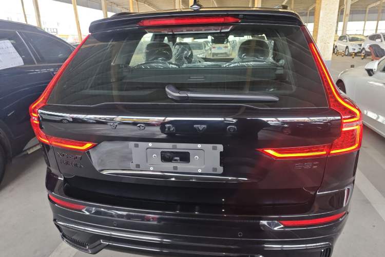 Used Volvo XC60 2025 B5 Four-Wheel Drive Smart & Advanced Midnight Black Edition Rear