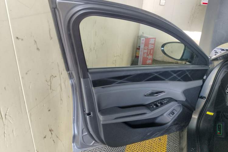 Used BYD Qin L 2024 DM-i 120KM Beyond Model