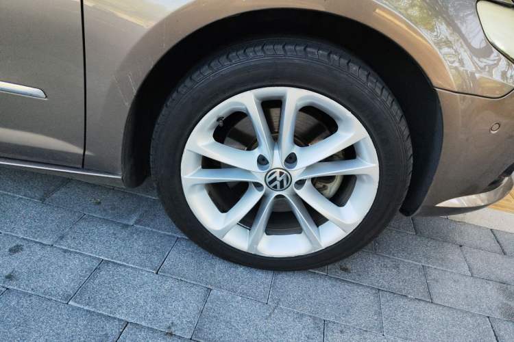 Used Volkswagen FAW-Volkswagen CC 2011 2.0 TSI Luxury Edition
