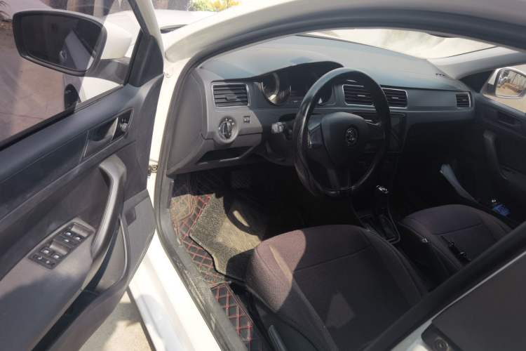 Used Skoda Rapid Spaceback 2018 1.6L Automatic Standard Edition