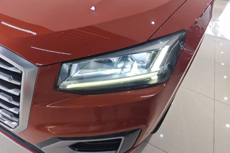 Used Audi Q2L 2020 35 TFSI Fashionable and Elegant Model Left Front Headlight
