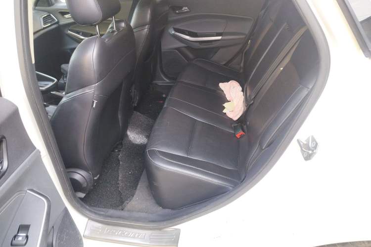 Used Ford Escort 2015 1.5L Automatic Fashion Model
