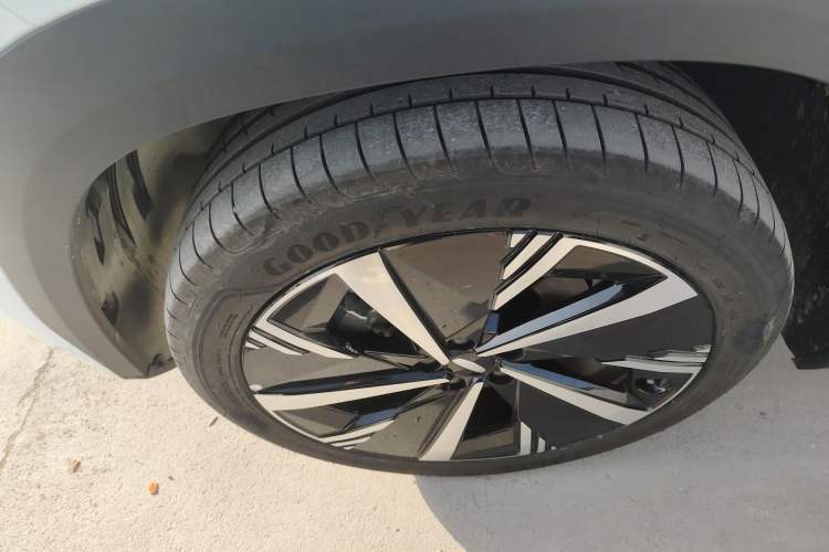 Used Geely Auto FX11 2024 2.0TD DCT Intelligent Driving Version