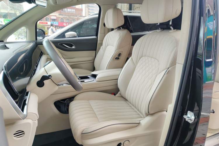 Used VOYAH Dream 2022 Low-Carbon Edition Home
