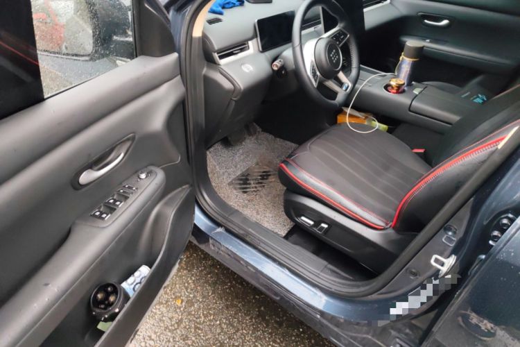 Used Landian E5 PLUS 2025 165 km Long-Range Version 7 Seats
