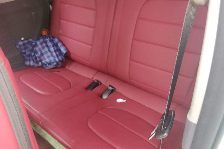 Used Wuling Hongguang MINIEV 2021 Macaron Fashion Model Lithium Iron Phosphate Left Rear Seat