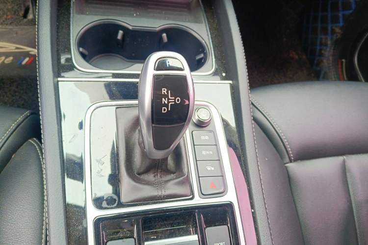 Used BYD Song MAX 2019 1.5T Automatic SmartConnect ZhiLian RuiDong Edition with 6 Seats China VI Standard