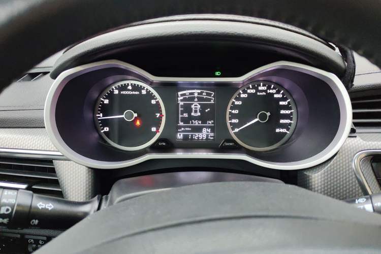 Used Geely Auto Emgrand GS 2016 Elegant Edition 1.8L Manual LingShang Model Odometer Close Up