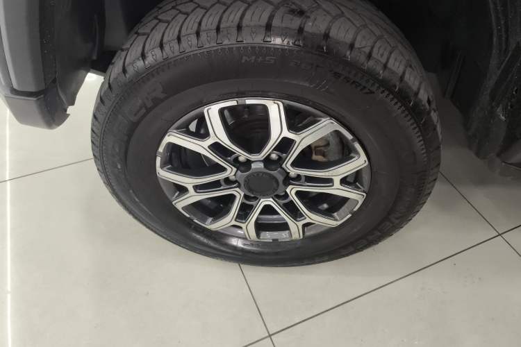 Used BAIC Off-Road BJ40 2019 2.0T Automatic Four-Wheel Drive Urban Hunter Edition Flagship Model China V Emission Standard
