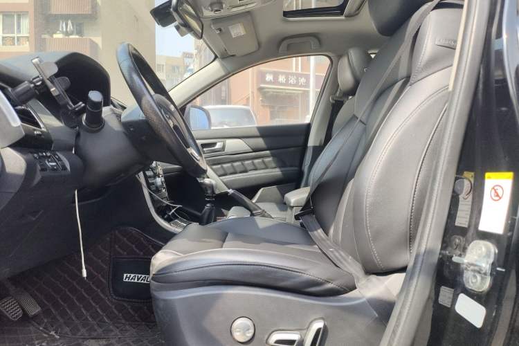 Used Haval H2 2014 1.5T Manual Two-Wheel Drive Prestige Edition Left Front Seat