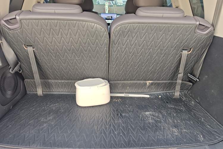 Used Leapmotor C16 2026 All-Electric 630 LiDAR Zhizun Edition 6 Seats
