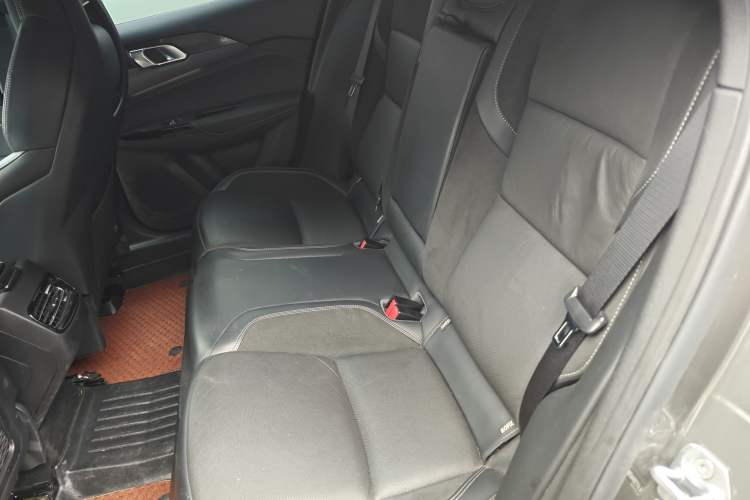 Used Lynk & Co 03 2022 2.0TD DCT JingPro Left Rear Seat