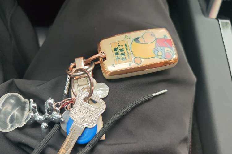 Used Land Rover Discovery Sport 2022 249 PS R-Dynamic S Performance Edition 5 Seats Vehicle Key