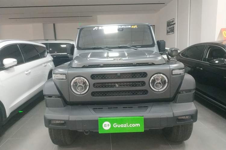 Used 212 T01 2024 2.0T Explorer
