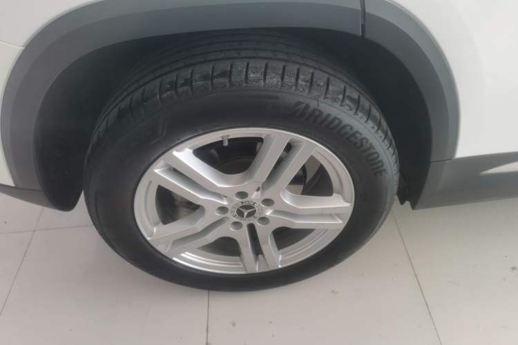 Used Mercedes-Benz GLA 2022 Second Facelift GLA 200 Right Rear Wheel Hub