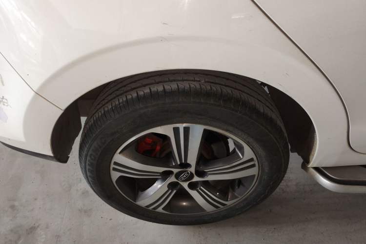 Used JAC Group Refine S2 2018 Smart Drive Edition 1.5L Manual Luxury Smart Model Right Rear Wheel Hub